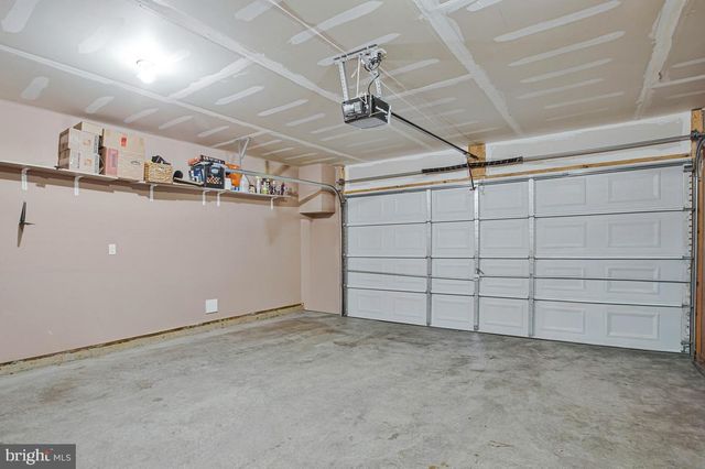 9608 FAGAN DR, Bowie, MD 20721