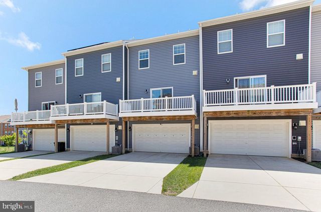 9608 FAGAN DR, Bowie, MD 20721