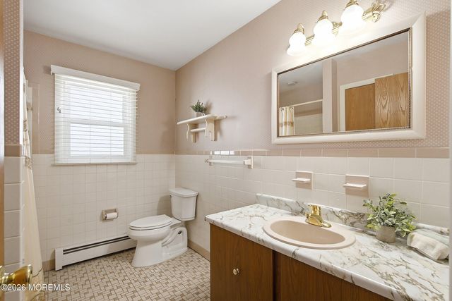 1 Beaverbrook Drive, Toms River, NJ 08757