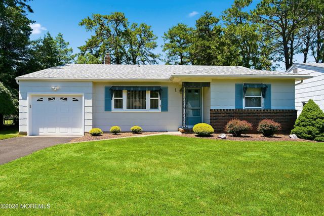 1 Beaverbrook Drive, Toms River, NJ 08757
