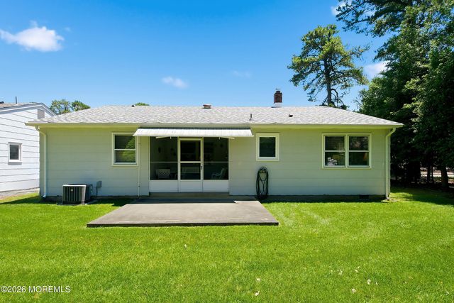 1 Beaverbrook Drive, Toms River, NJ 08757