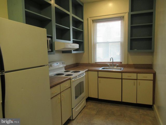 152 W SOUTH ST, Carlisle, PA 17013