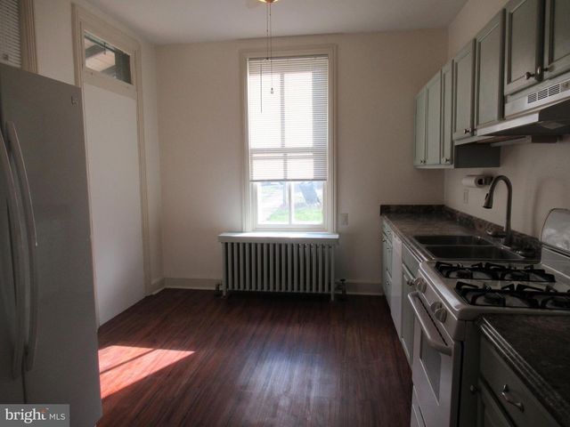 152 W SOUTH ST, Carlisle, PA 17013