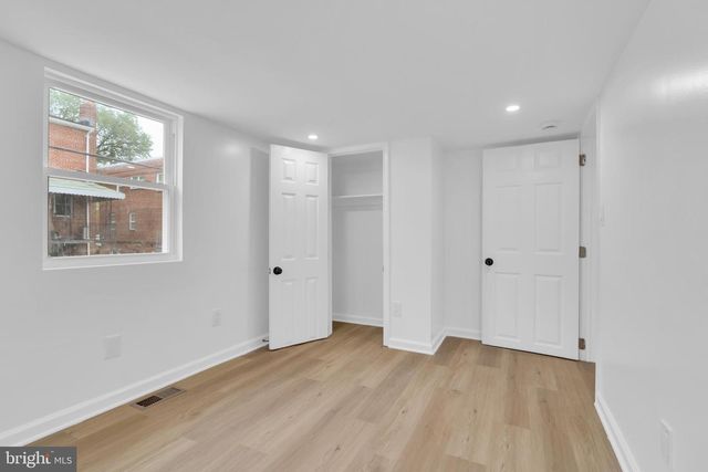 518 OGLETHORPE ST NE, Washington, DC 20011