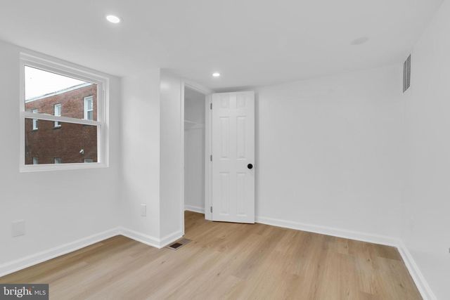 518 OGLETHORPE ST NE, Washington, DC 20011