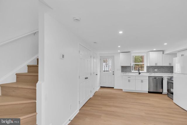 518 OGLETHORPE ST NE, Washington, DC 20011