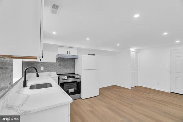 518 OGLETHORPE ST NE, Washington, DC 20011