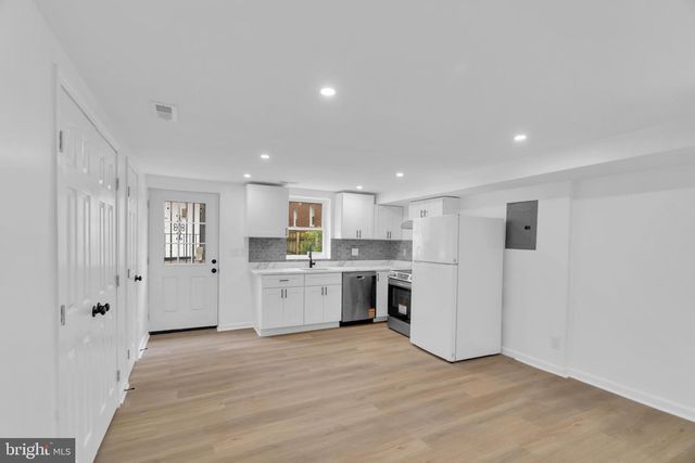 518 OGLETHORPE ST NE, Washington, DC 20011