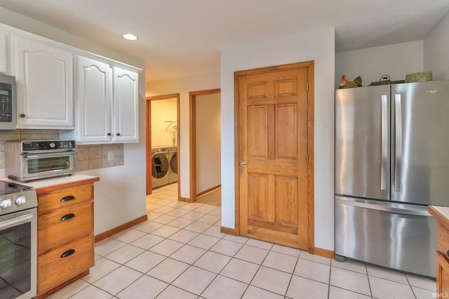 3737 Hartford Place, Evansville, IN 47725