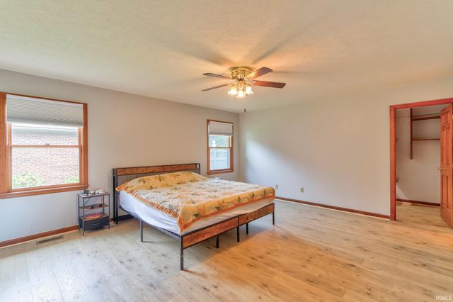 3737 Hartford Place, Evansville, IN 47725