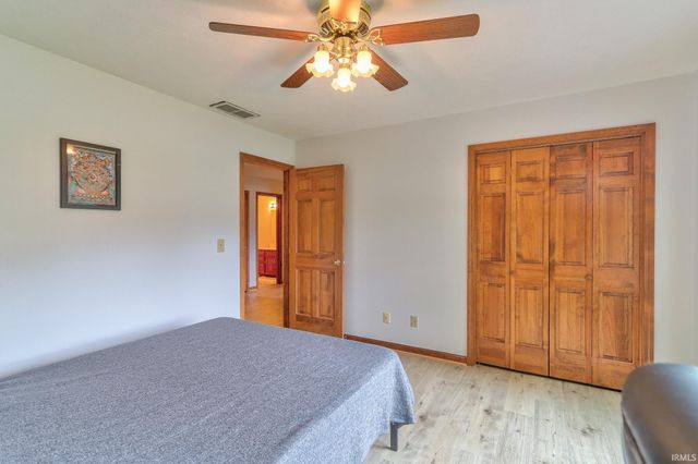 3737 Hartford Place, Evansville, IN 47725