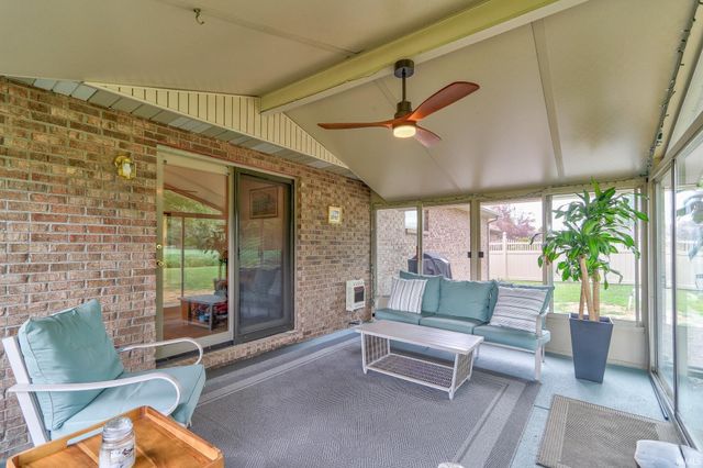 3737 Hartford Place, Evansville, IN 47725