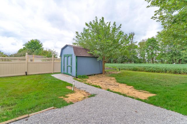 3737 Hartford Place, Evansville, IN 47725