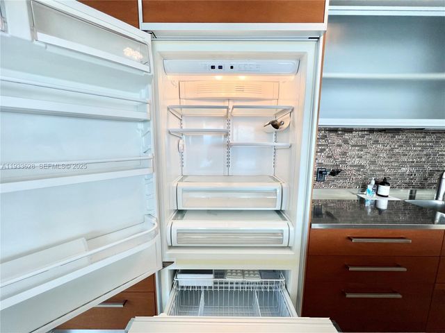 1850 S Ocean Dr 2204, Hallandale Beach, FL 33009