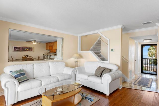 907 BAHIA DEL SOL DRIVE 907, Ruskin, FL 33570