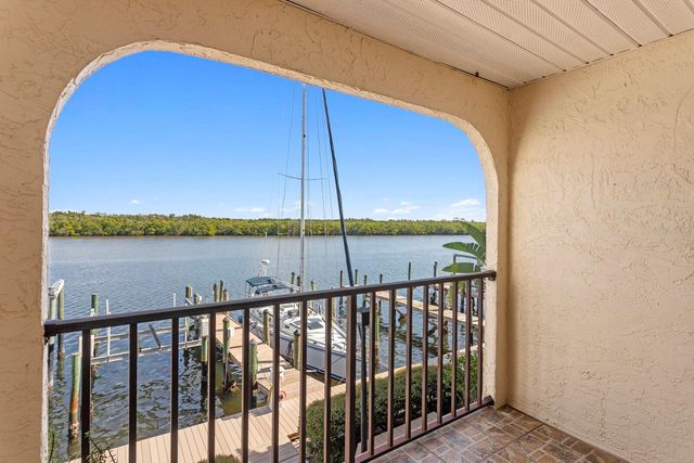 907 BAHIA DEL SOL DRIVE 907, Ruskin, FL 33570