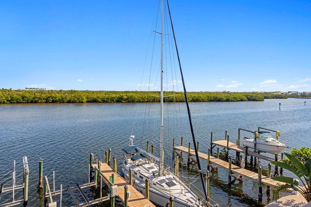 907 BAHIA DEL SOL DRIVE 907, Ruskin, FL 33570