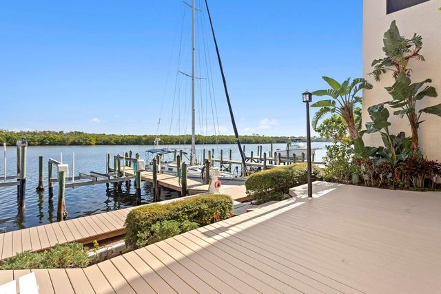 907 BAHIA DEL SOL DRIVE 907, Ruskin, FL 33570