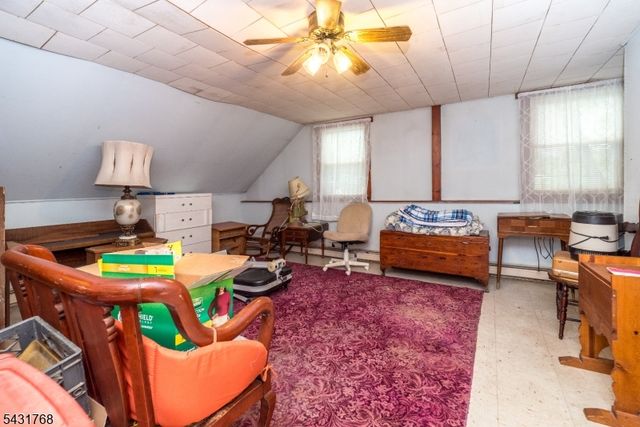 400 Mechlin Corner Rd, Alexandria Twp., NJ 08867