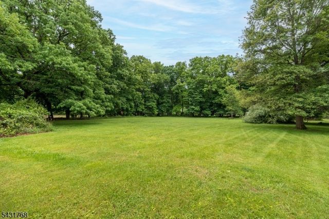 400 Mechlin Corner Rd, Alexandria Twp., NJ 08867