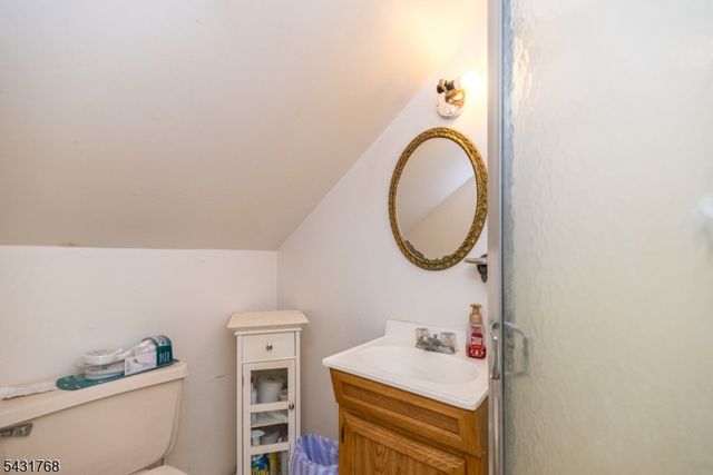 400 Mechlin Corner Rd, Alexandria Twp., NJ 08867