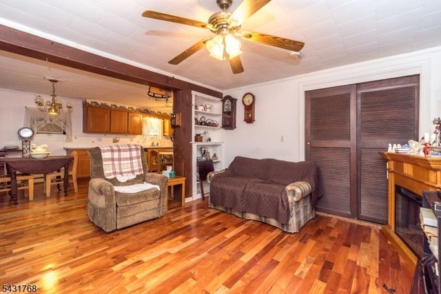400 Mechlin Corner Rd, Alexandria Twp., NJ 08867