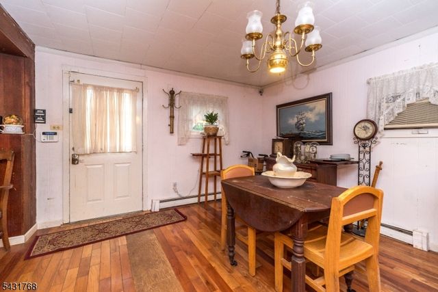 400 Mechlin Corner Rd, Alexandria Twp., NJ 08867