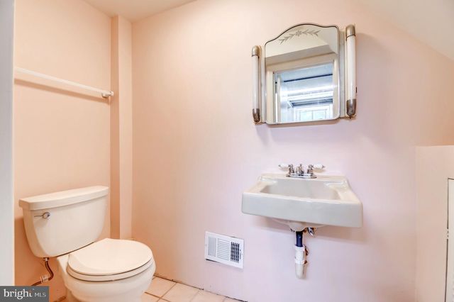 231 WHITMOOR TER, Silver Spring, MD 20901