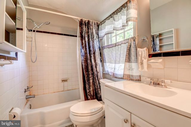 231 WHITMOOR TER, Silver Spring, MD 20901