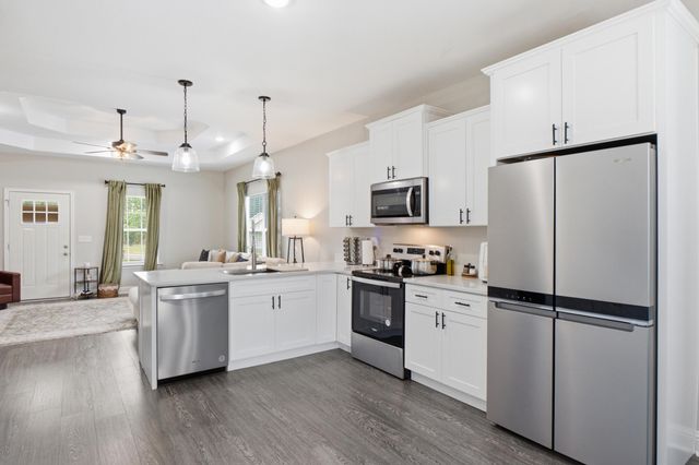 405 Coahulla Creek Drive, Dalton, GA 30721