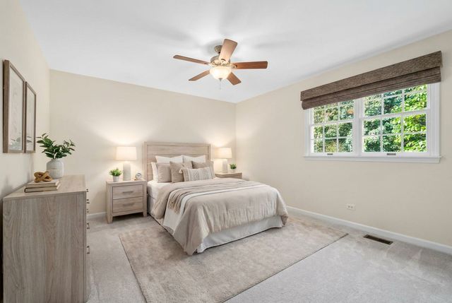 1235 Fagan Road, Batavia, IL 60510