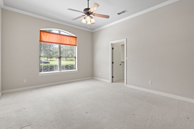 317 Meadow Oaks Drive, Burleson, TX 76028