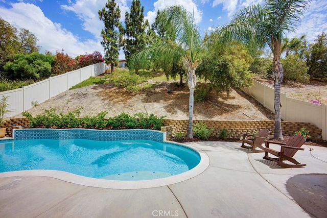 34027 Abbey Road, Temecula, CA 92592