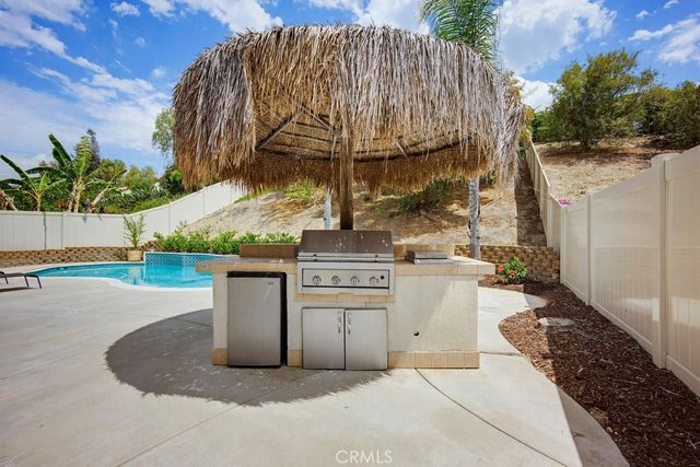 34027 Abbey Road, Temecula, CA 92592