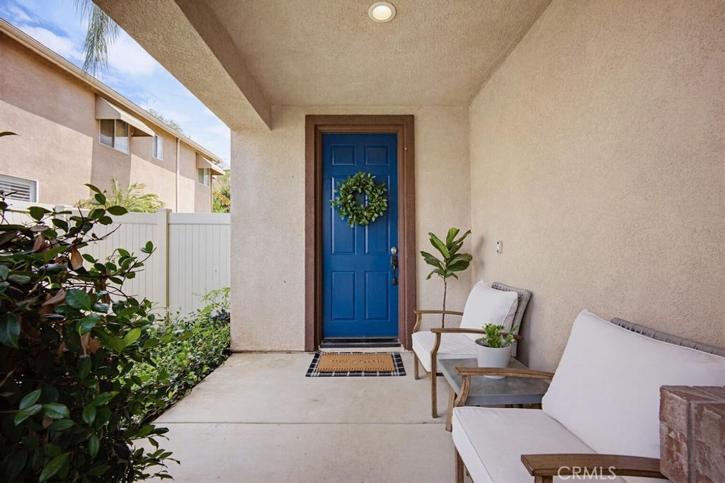 34027 Abbey Road, Temecula, CA 92592 — exterior