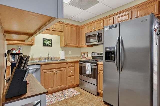 8179 Pineview Court, Villa Rica, GA 30180