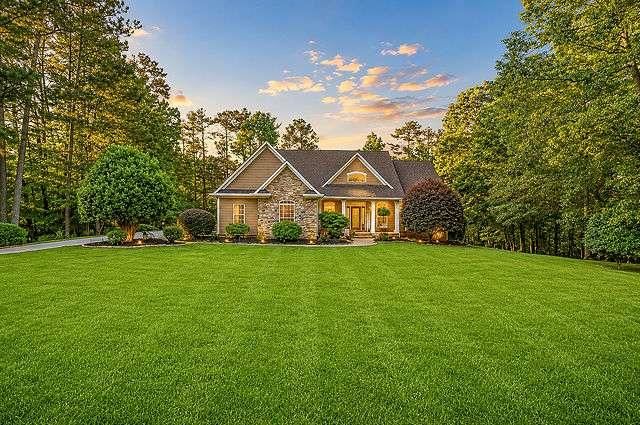 8179 Pineview Court, Villa Rica, GA 30180