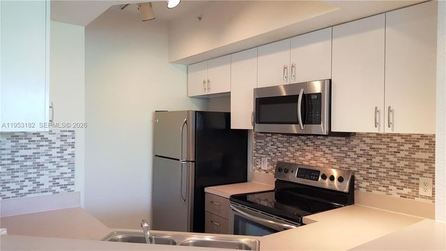 755 SW 148th Ave 1103, Sunrise, FL 33325