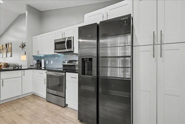 3801 Island Club Circle E, Lake Worth, FL 33462