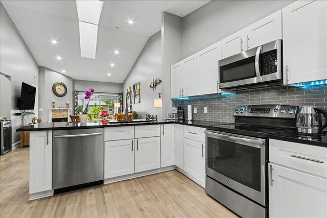 3801 Island Club Circle E, Lake Worth, FL 33462