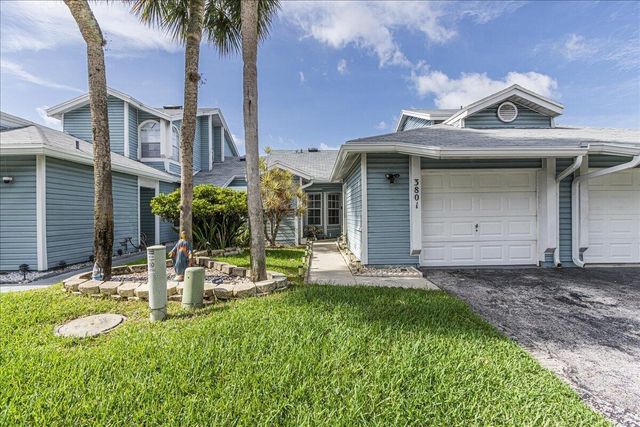 3801 Island Club Circle E, Lake Worth, FL 33462