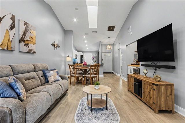 3801 Island Club Circle E, Lake Worth, FL 33462