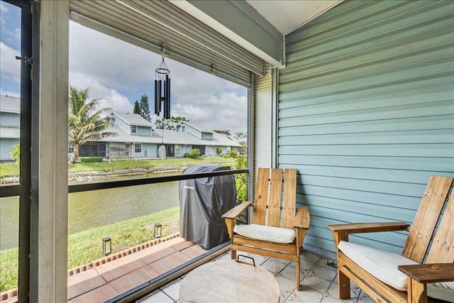3801 Island Club Circle E, Lake Worth, FL 33462