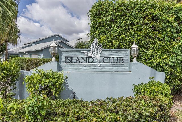 3801 Island Club Circle E, Lake Worth, FL 33462