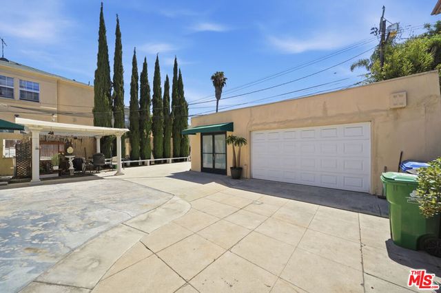 826 Crenshaw Boulevard, Los Angeles, CA 90005