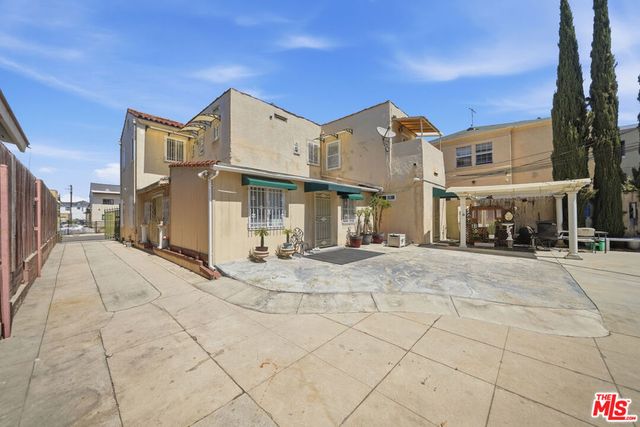 826 Crenshaw Boulevard, Los Angeles, CA 90005