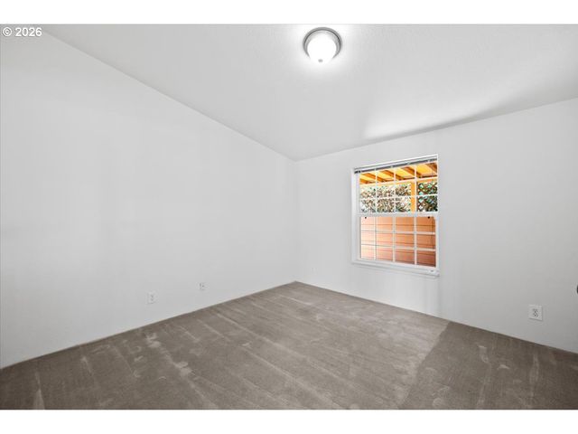 195 SAMANTHA Way, Canyonville, OR 97417