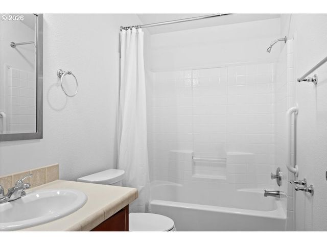 195 SAMANTHA Way, Canyonville, OR 97417