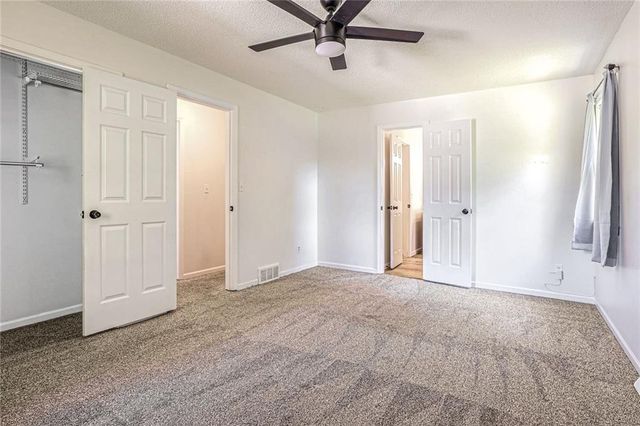 2404 Garland Street, Leavenworth, KS 66048