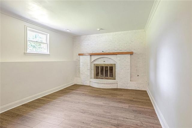 2404 Garland Street, Leavenworth, KS 66048